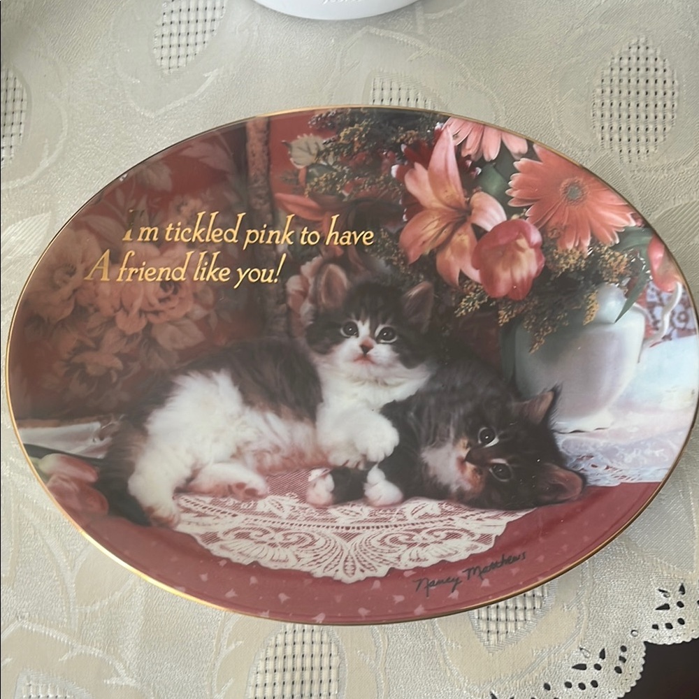 Decorative Cat Plate with Floral Design